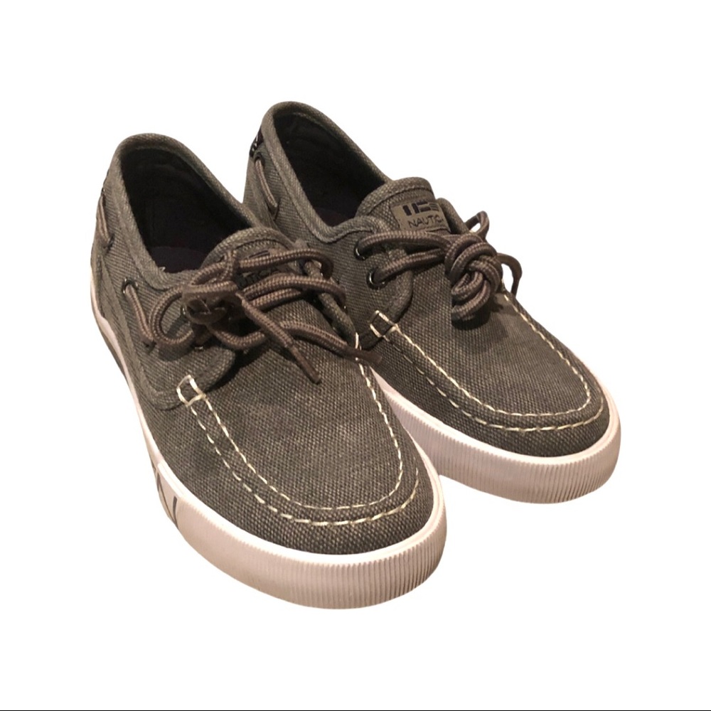 Boys loafers. Gray. Nautica